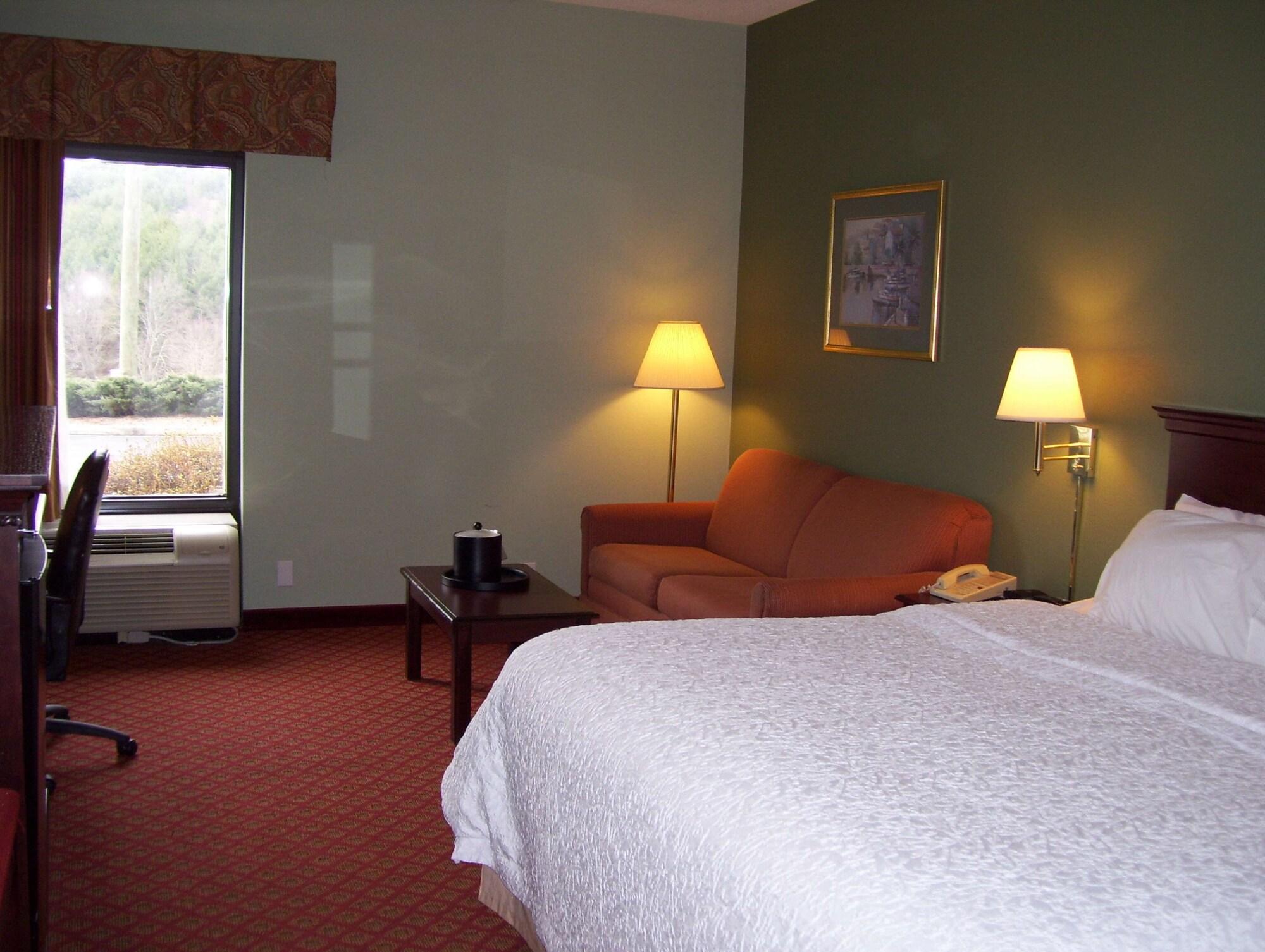 Hampton Inn - Hillsville Buitenkant foto