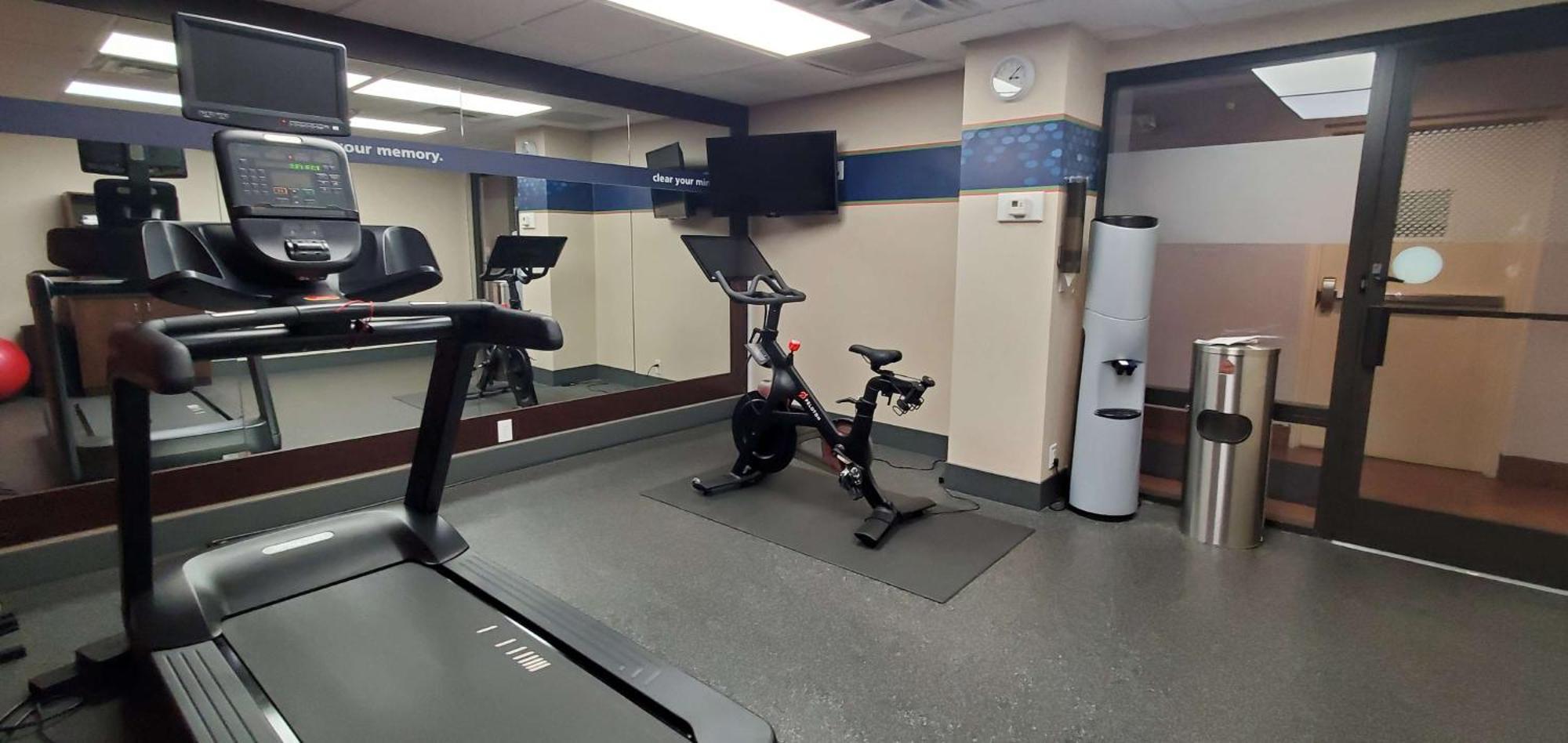 Hampton Inn - Hillsville Buitenkant foto